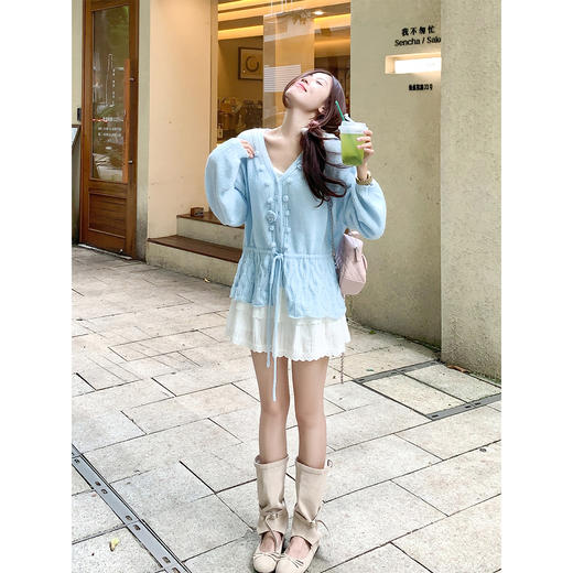 【169元任选2件】现货！v领蓝色长袖镂空针织衫 商品图2