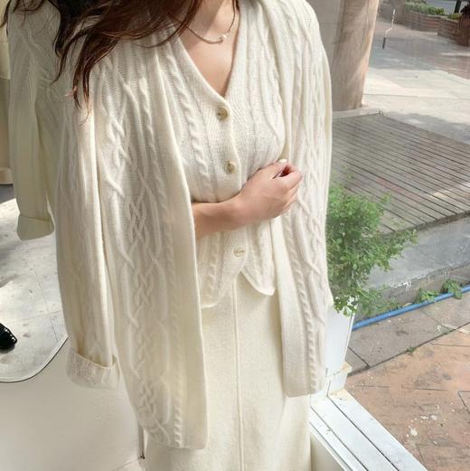 粗针重磅纯山羊绒毛衣！2025新款绞花女针织开衫外套厚毛衣马甲两件套装！ 商品图2