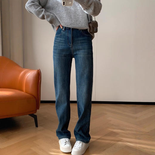 360四面弹！2025秋冬新款窄版显瘦高腰直筒加绒牛仔裤女宽松显瘦阔腿裤！ 商品图1