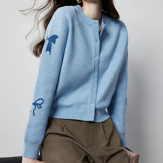 馥迦浪漫气质蝴蝶结提花针织开衫 商品图4