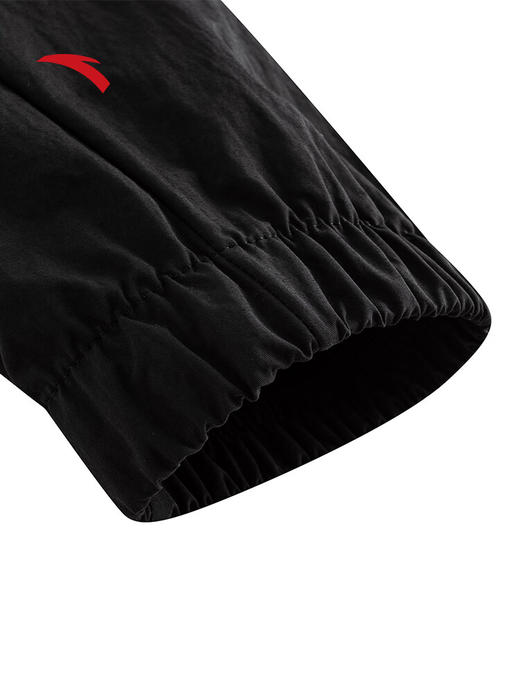 安踏欧文系列 男女同款新款宽松梭织外套休闲潮流运动上衣172531601 基础黑/泥沙灰-5 商品图8