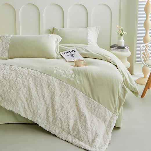 多喜爱 高克重兔兔绒四件套雪绒绒 hl【高克重暖绒】【7.8度升温】蓬松厚实 刺绣工艺 抑菌防螨 商品图2