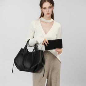 2025新款荔枝纹翅膀包，时尚手提大容量水桶百搭通勤包1782