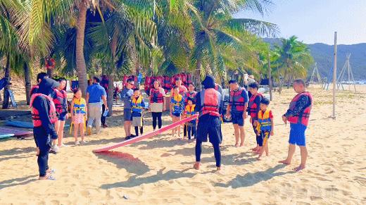 限时早鸟立减600！【海南岛骑士精神】东线+西线亲子骑行！6段不同骑行体验：海滩绿道、火山村落小道、白沙银滩和礁石海岸、火山岩海岸线及风车海岸线、花瓣形人工岛屿、热带雨林和热带花园… 商品图7