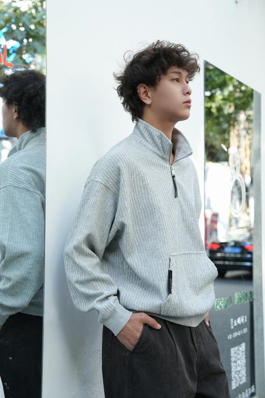 532963249肌理套头卫衣 商品图1