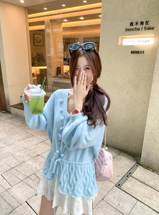 【169元任选2件】现货！v领蓝色长袖镂空针织衫 商品图9