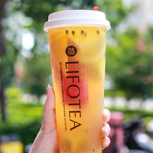 【吃断】力夫水果700ML招牌水果茶/冰爽柠檬茶/凤梨四季春低至9.9元！特惠500份 商品图1