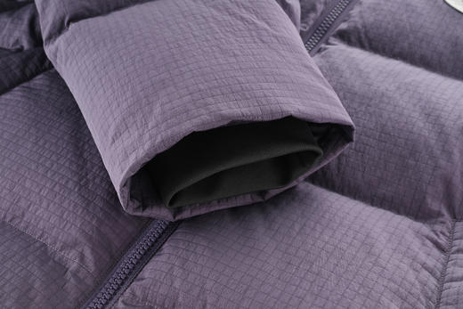 【2025新品】李宁乒乓球系列王楚钦同款羽绒服AYMV811-1 商品图6