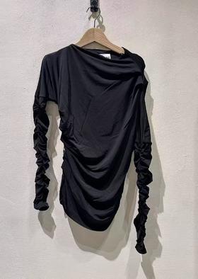 女款不规则褶皱长袖T恤