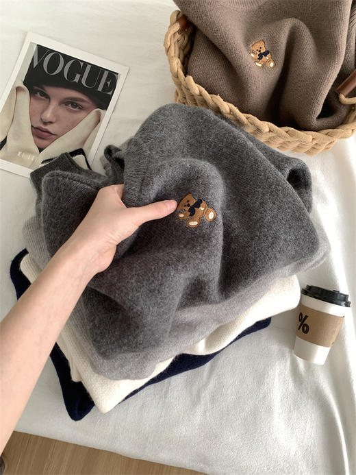 厚实软糯！小熊刺绣套头毛衣女宽松韩版灰色长袖针织衫秋冬保暖毛衣！ 商品图0