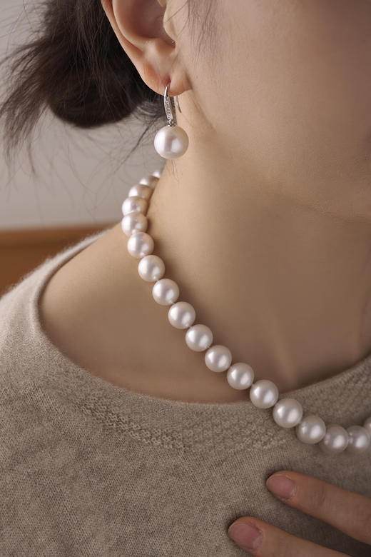 伽罗 JALO 18K白金镶钻14mm爱迪生高等级淡水珍珠耳环-定制链接-15天左右发货 商品图2