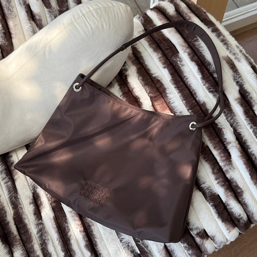 geemaa 大容量尼龙托特包 商品图2