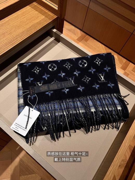 L*V 双面老花渐变色围巾 商品图7