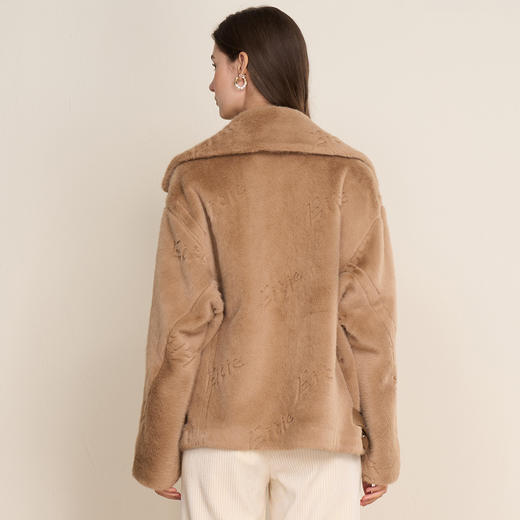 EITIE爱特爱短款时尚精致保暖皮衣8093717 商品图4