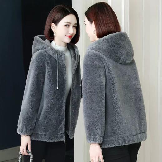 羊剪绒大衣女短款2025新款羊毛皮毛一体颗粒海宁官方旗舰皮草外套 商品图2