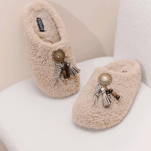 【云粉节】【思加图】BF楼思加图2025冬季新款时尚毛毛鞋勃肯鞋厚底增高保暖半拖女L6796吊牌价599 商品图1