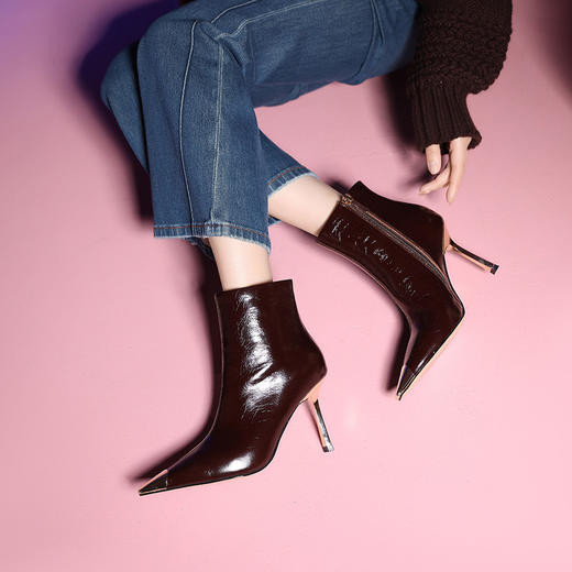 【预售5天】时尚秋冬轻奢小众高级感尖头短靴女新款高跟气质靴子女XC&S307 商品图2