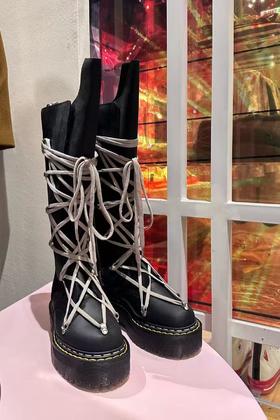 女款联名款绑带靴子