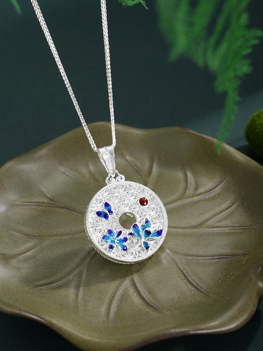 子佩集【蝶引花深】S990银吊坠【YXYLDZ055】繁花似锦花丝珐琅彩蝶恋花南红（不含链）2510 商品图3