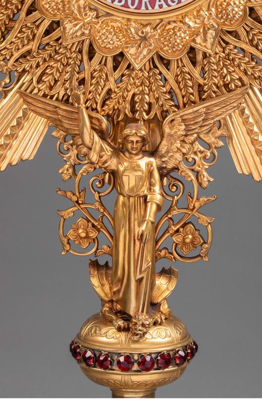 独角鹿西洋古董 19世纪法国出品新哥特风格圣米迦勒屠龙主题铜鎏金精雕镶嵌红宝石珐琅彩绘摆件 商品图4