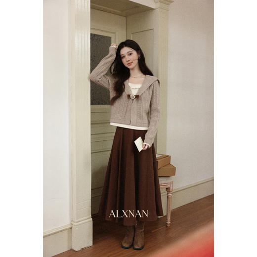 鹿向南「松茶可可」假两件咖色海军领短款毛衣开衫女秋美拉德外套 商品图3