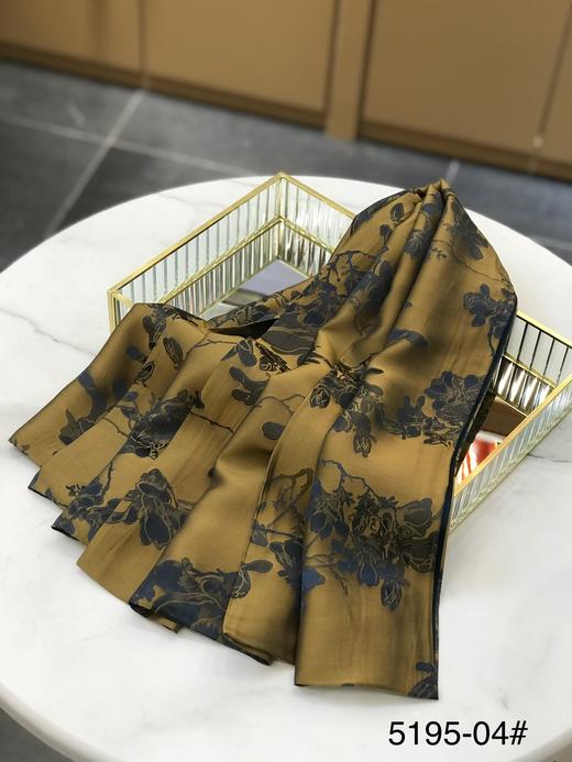 优品堂『华姿』重磅桑蚕丝《最新精湛挖花工艺》双面双层披肩围巾长巾 商品图4