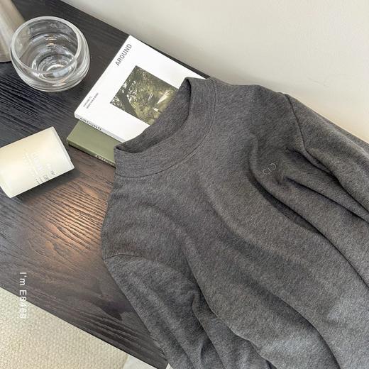 老米优品🎈预售7天左右发。《莱赛尔天丝发热磨毛立领男士打底衫》半高领休闲帅气，百搭软糯又温暖  T251023A 商品图7