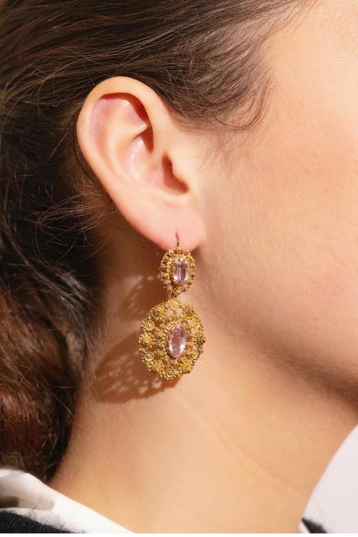 独角鹿西洋古董 1820年代欧洲出品花卉造型黄金精雕镶嵌粉色托帕石珠宝套件 带原盒 商品图5