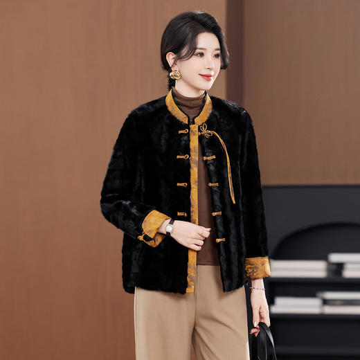 OSL 25058水貂皮毛一体两面穿中式国风盘扣外套皮草 商品图3