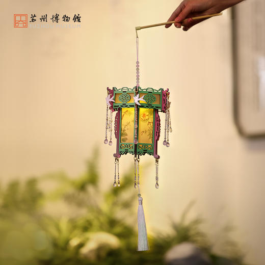 苏州博物馆 拼装手提宫灯/花影浮雀 商品图4