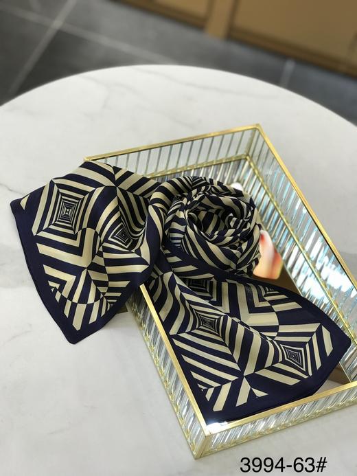 优品堂『春的律动』桑蚕丝双层双面长条巾 商品图2