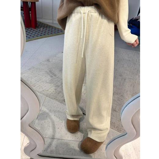 25AW上新【现货折上95折】 蕾蕾同款【松弛神裤！】全松紧高腰人字纹窄版休闲毛呢裤 商品图1