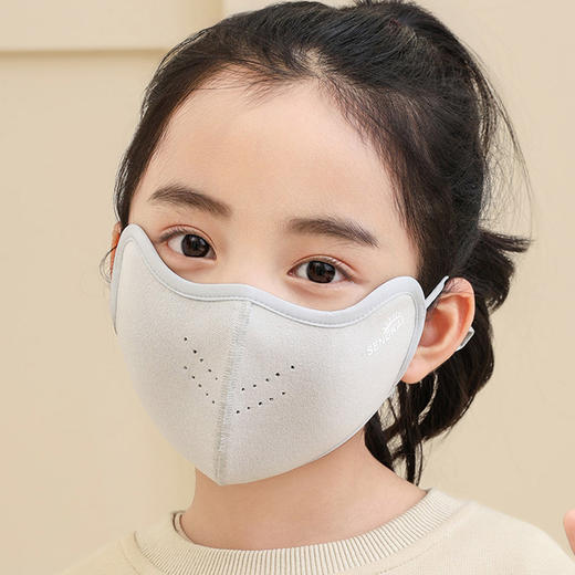 买一送一【秋冬保暖|暖暖护耳一体加绒口罩/无护耳两款可选】面料柔软亲肤，内里绒面细腻，毛绒一体护耳设计,锁温性能佳，透气孔设计可自由呼吸不憋闷，耳挂可调节，弹力不勒耳,适合多种脸型 商品图9