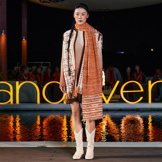 西藏手工捻纱围巾  SJF97P800A 商品图5