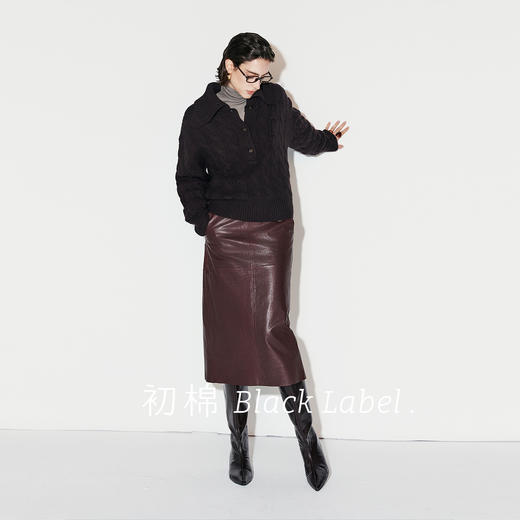 棉仓366605022-【黑标】热可可大翻领绞花毛衣女 25秋冬半开襟针织毛衫复古 商品图1