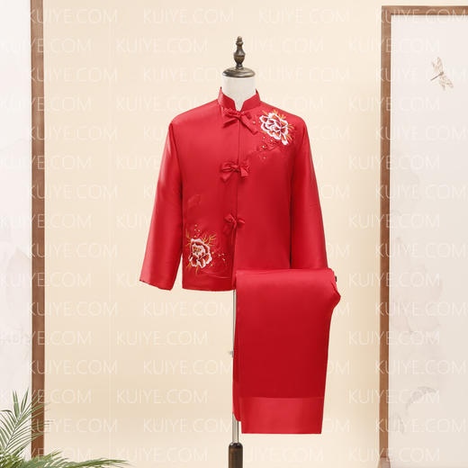 【福天华】高品质寿衣女棉套“全绣花牡丹”（紫红）百年工艺传统寿服 商品图1