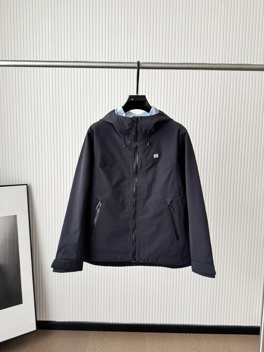 点此购买 可隆秋冬季女士户外运动软壳三合一冲锋衣 bk 333545 商品图9