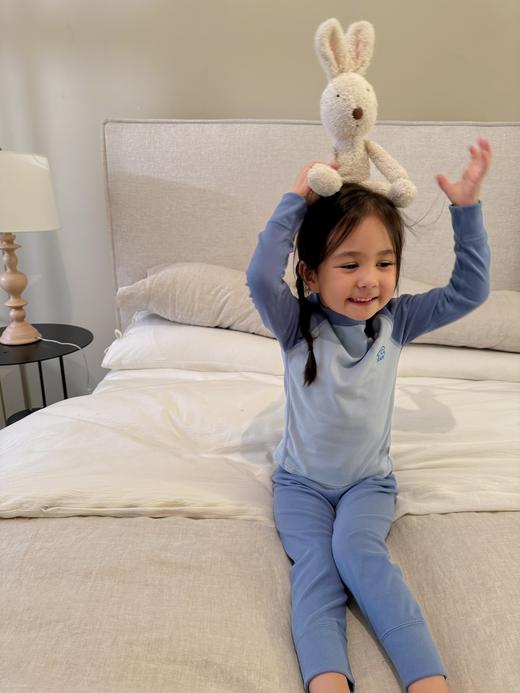 💰29.5🉐1套❗秋冬保暖神器【儿童6色双面德绒无骨抗菌儿童保暖套装】可以和宝贝亲子穿的保暖衣🤩男女宝宝都可穿 🛒某🍑同款💰60/套 🛍️团购秒杀价💰29.5/套 商品图6