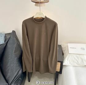 老米优品🎈预售7天左右发。《莱赛尔天丝发热磨毛立领男士打底衫》半高领休闲帅气，百搭软糯又温暖  T251023A