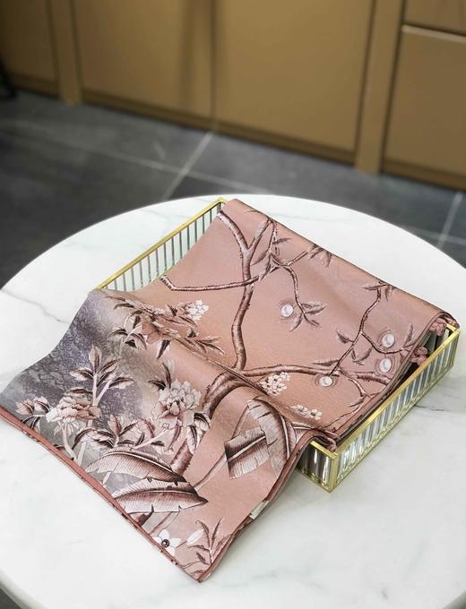 优品堂『渊清玉絜3』重磅桑蚕丝《雪花缎工艺》双层双面披肩围巾两用长巾 商品图4