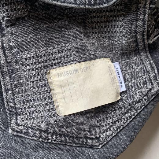 MUS＆IUM DIV 酷帅须边拼接长袖牛仔外套（波哥蕾姐上身48） 商品图11