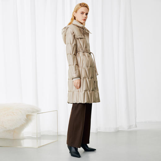 EITIE爱特爱修身显瘦保暖中长款连帽羽绒服冬季新款8011720 商品图3