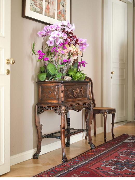 【已售】独角鹿西洋古董 19世纪法国出品VIARDOT东方风格蟠龙造型铜鎏金精雕装饰花叶祥纹主题硬木花几 商品图1