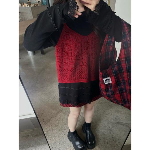 25AW 甜甜同款【南坪晚风】镂空钩花针织背心圆领长袖蕾丝小衫套装 商品图0