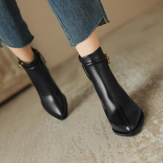 【预售5天】时装靴女秋冬新款百搭气质秋冬粗跟牛皮瘦瘦靴HP&A2568 商品图3