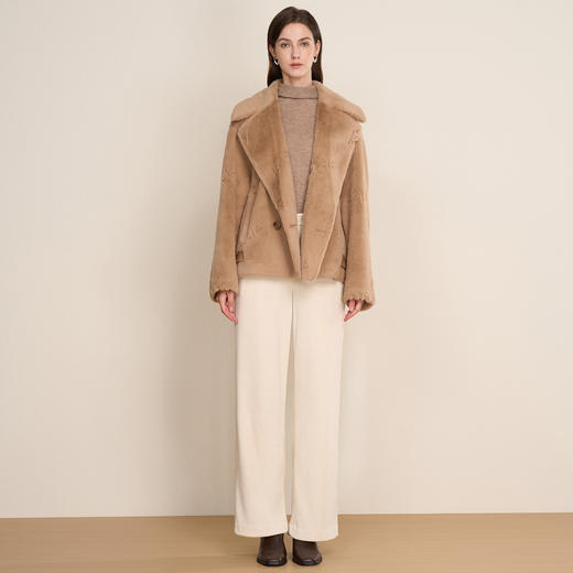 EITIE爱特爱短款时尚精致保暖皮衣8093717 商品图1