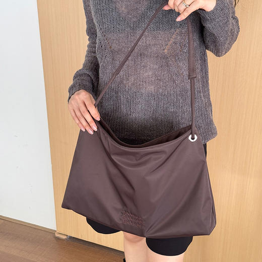 geemaa 大容量尼龙托特包 商品图1