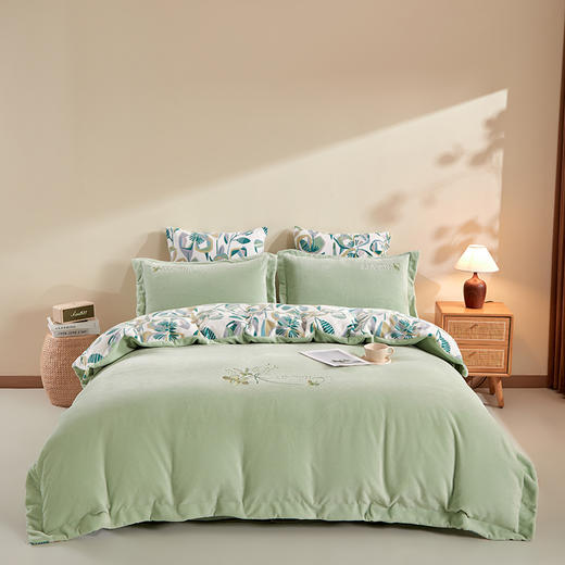 多喜爱 尊绒四件套 斑斓乐曲/序章/暮紫玫瑰/四叶花礼hl【260高克重】【尊绒面料】【立体绣花】柔软丰盈 细腻触感  防静电 商品图11