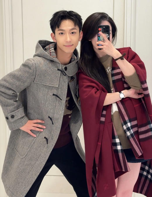 巴宝莉 双面羊绒连帽斗篷 格纹款（ZT*DSX） 商品图9