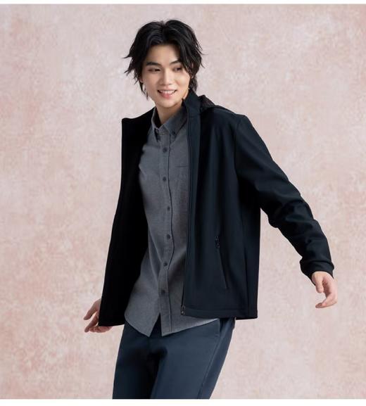 佐丹奴男装25年商场同款四面弹经编防风保暖软壳外套01075632 商品图1